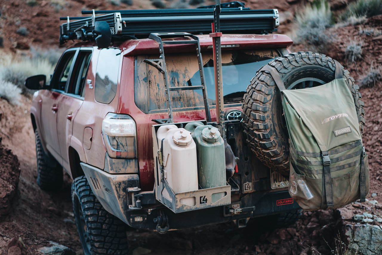 C4 Fabrication Dual Jerry Can Holder